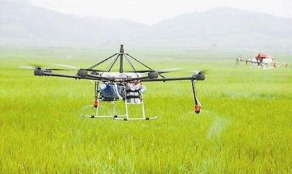 参加第六届中国国际农用航空技术装备展